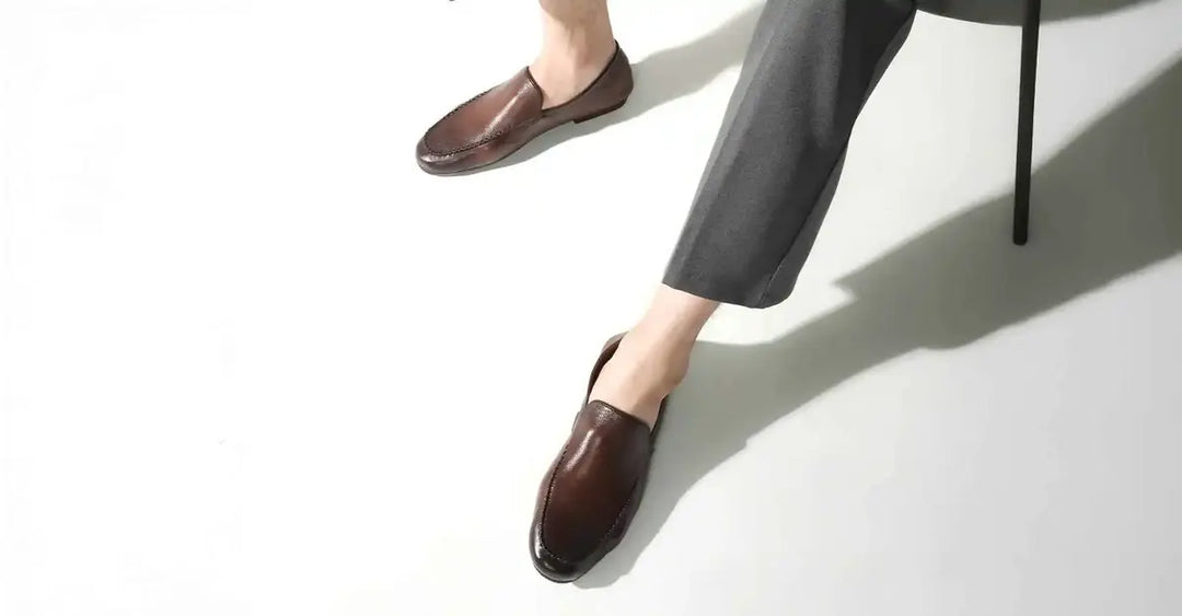 Best Shoes to Pair with Your Traditional Wear in the UAE