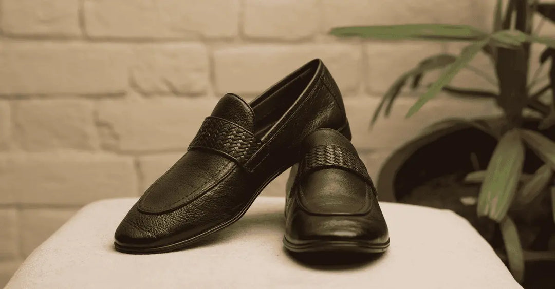 Top UAE Footwear Brand for Office Wear – Classy Shoes by Logo Official