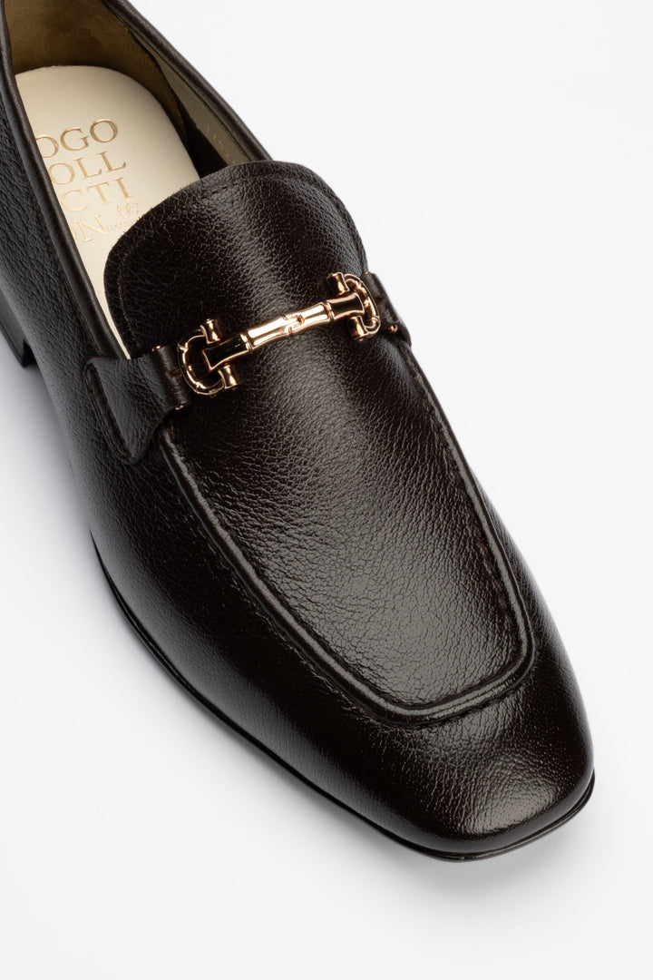 LOGO LUCARION LOAFER