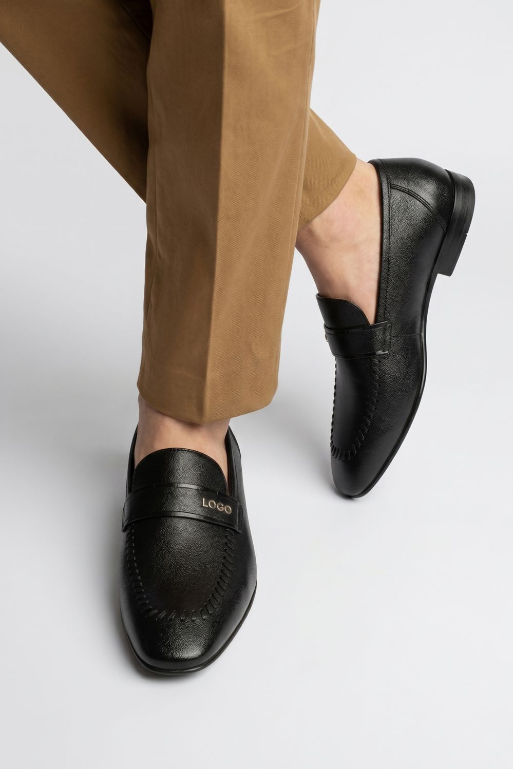 LOGO MONTISELLE LOAFER