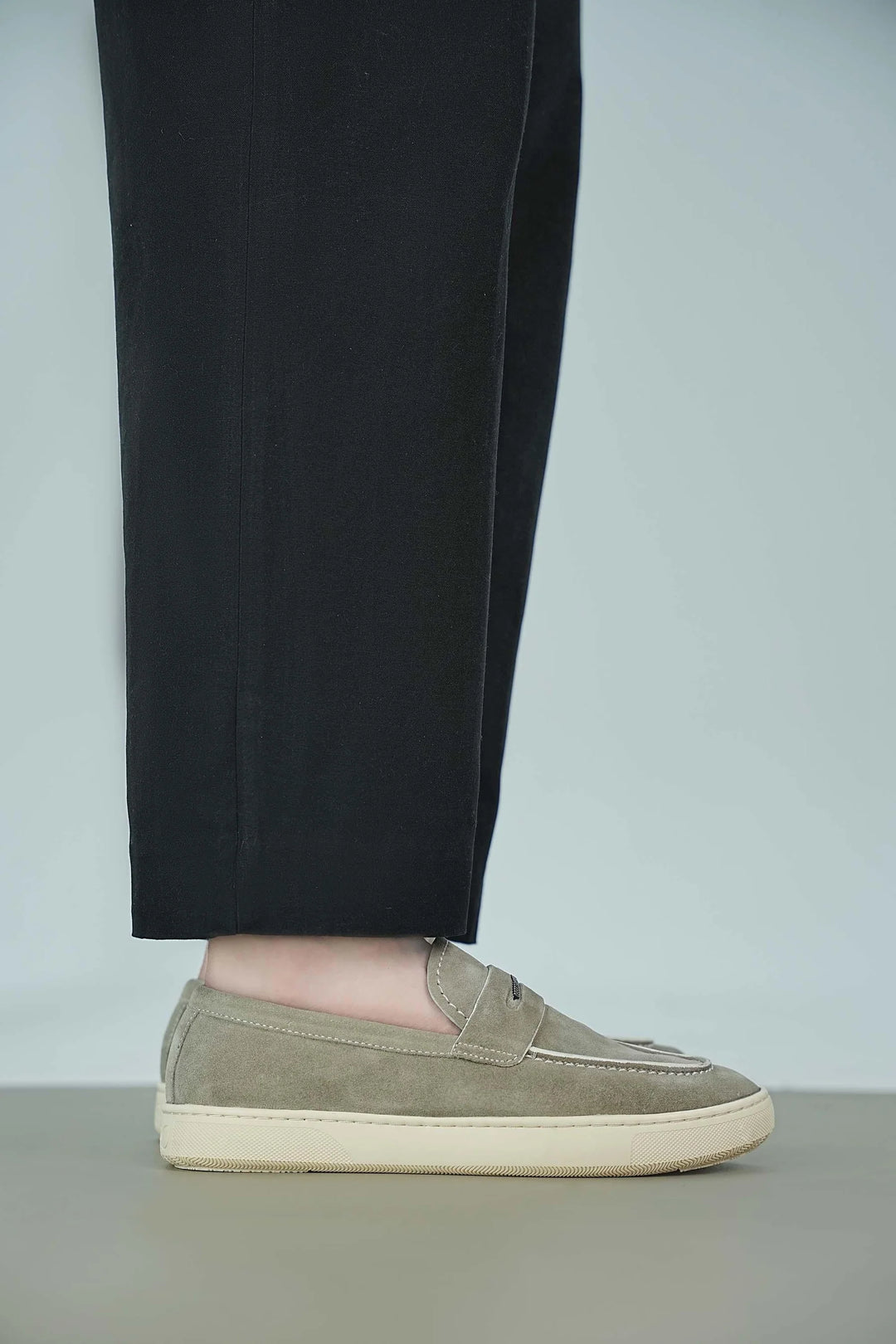 LOGO RAVEN LOAFER