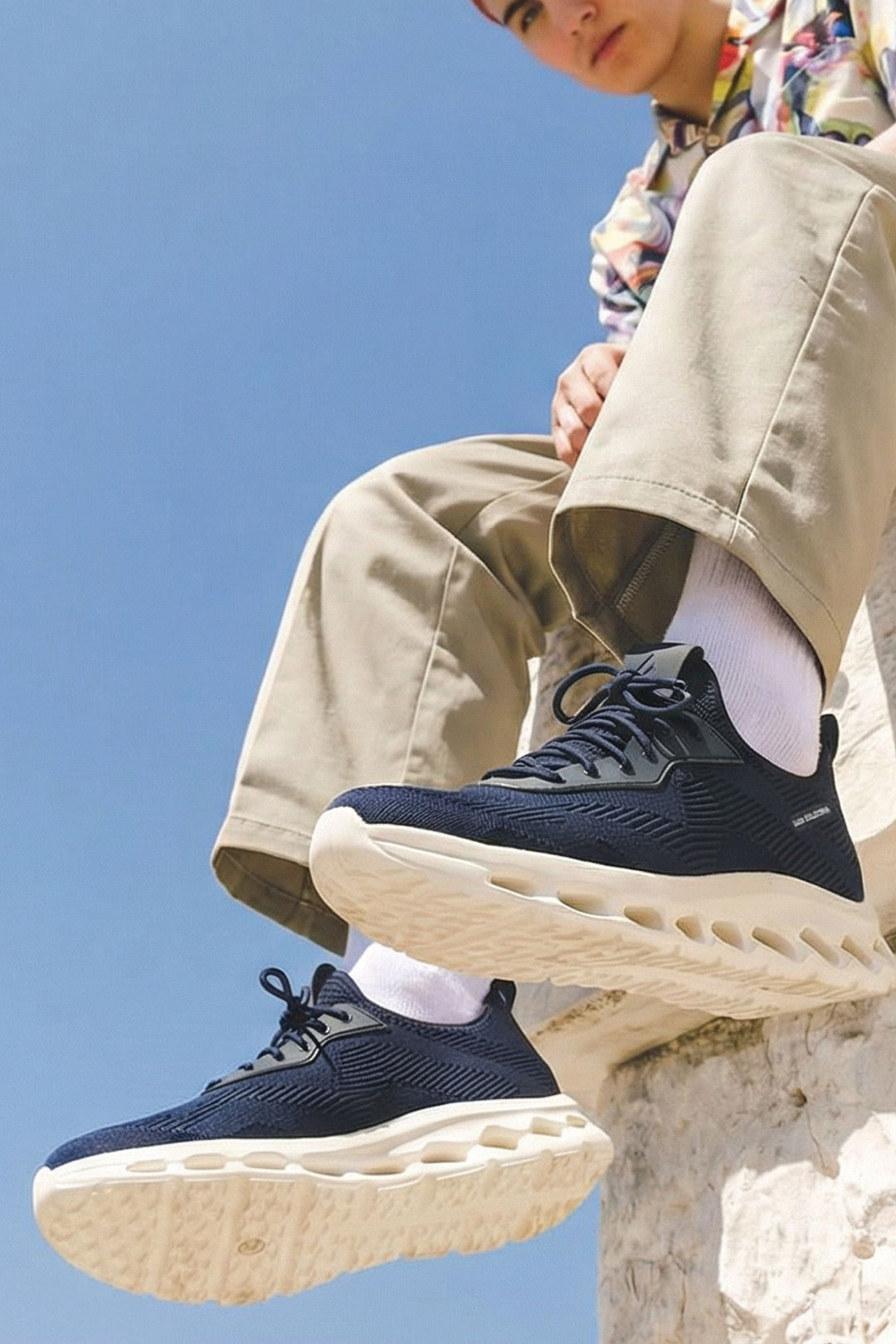LOGO LUCERNE SNEAKER