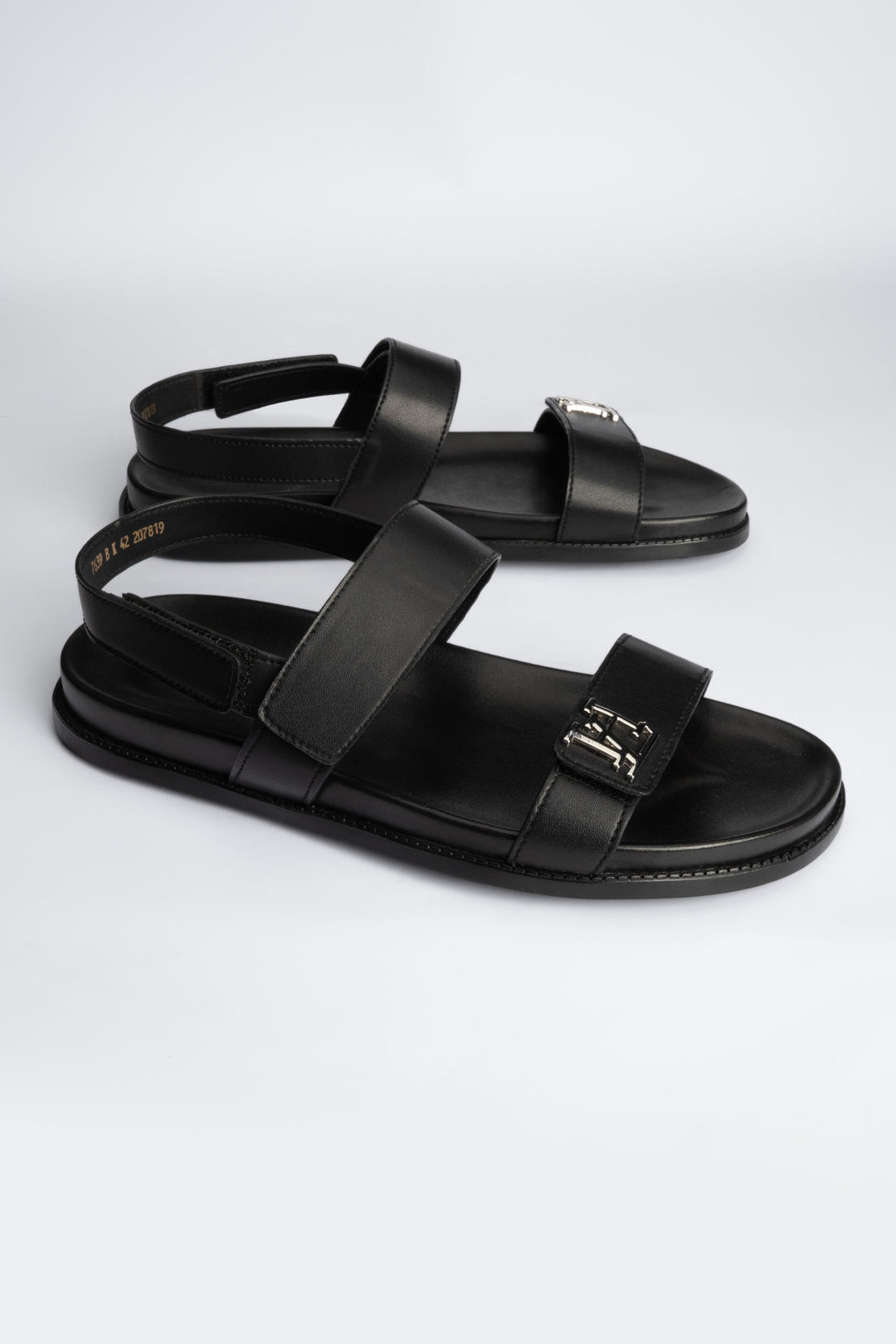 LOGO BRISENO SANDAL
