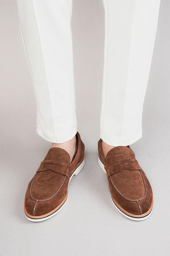 LOGO 8405 BROWN