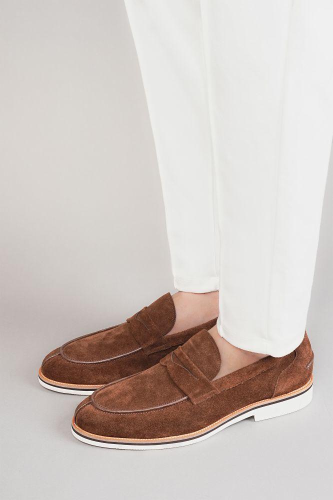LOGO 8405 BROWN