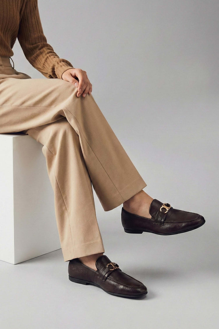 LOGO VALENCRESTOR LOAFER