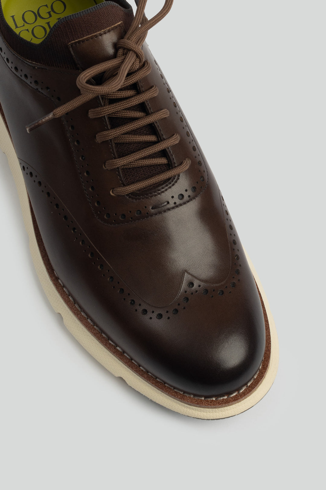LOGO MONTREVOIR LACE UPS