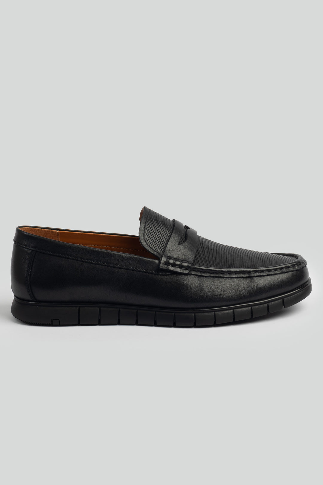 LOGO LUCARIONE LOAFER