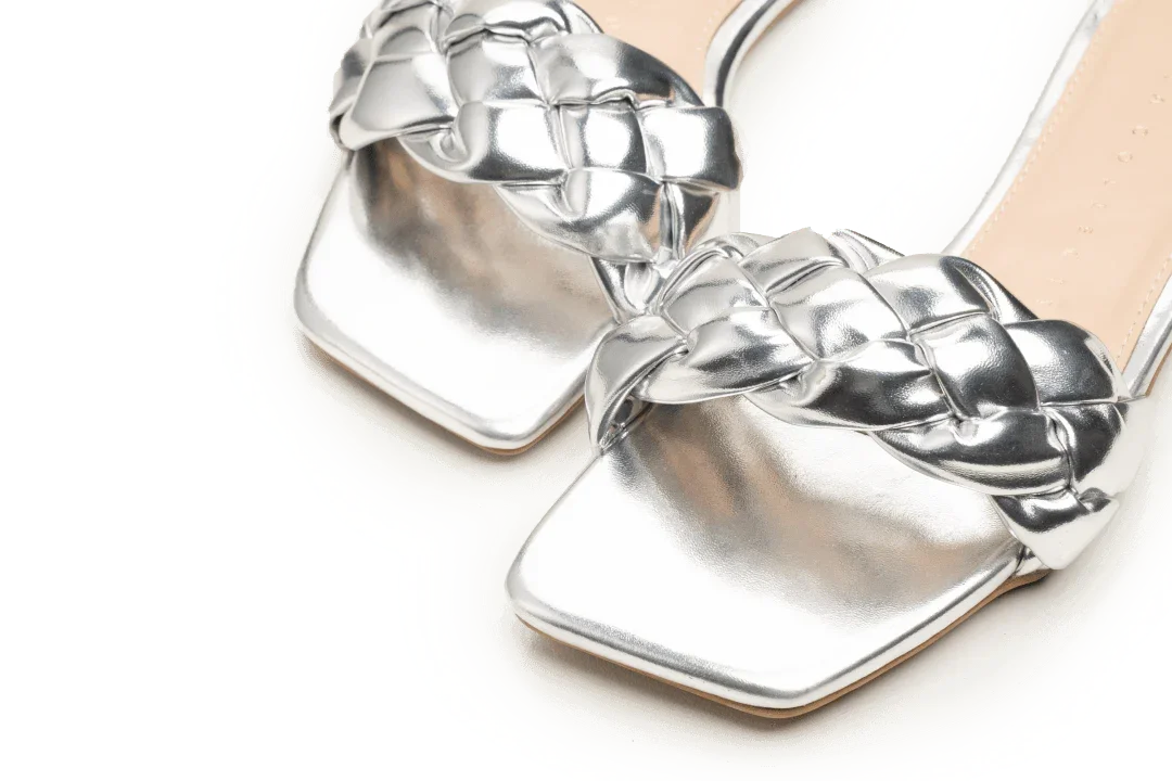 OPIA 9932 SILVER_OPIA FLATS