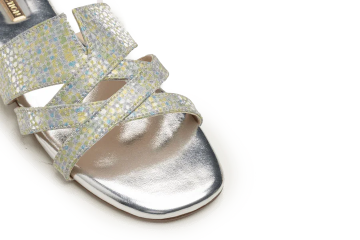 OPIA 9936 SILVER_OPIA FLATS