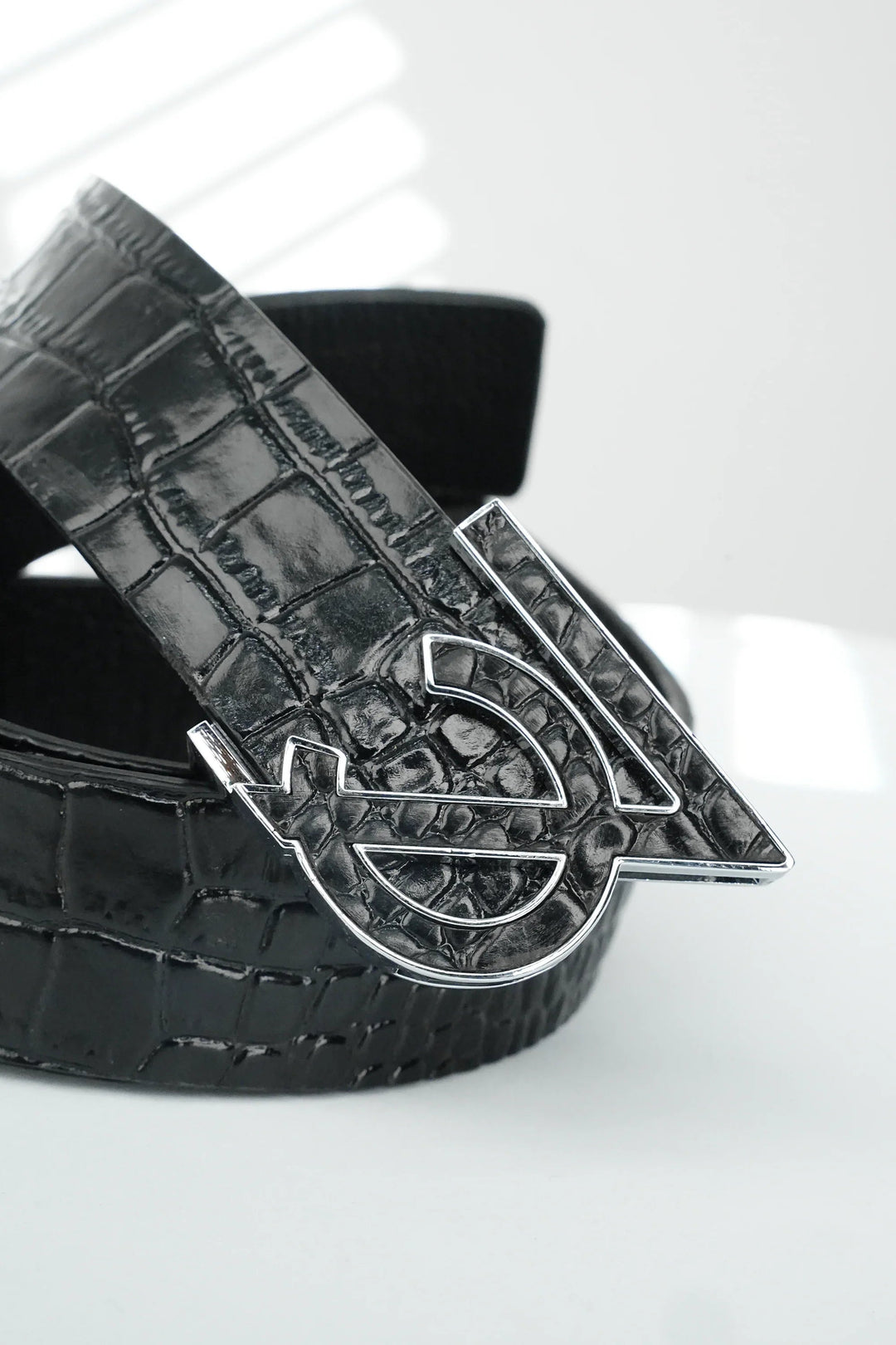 LOGO Montavere LEATHER BELT