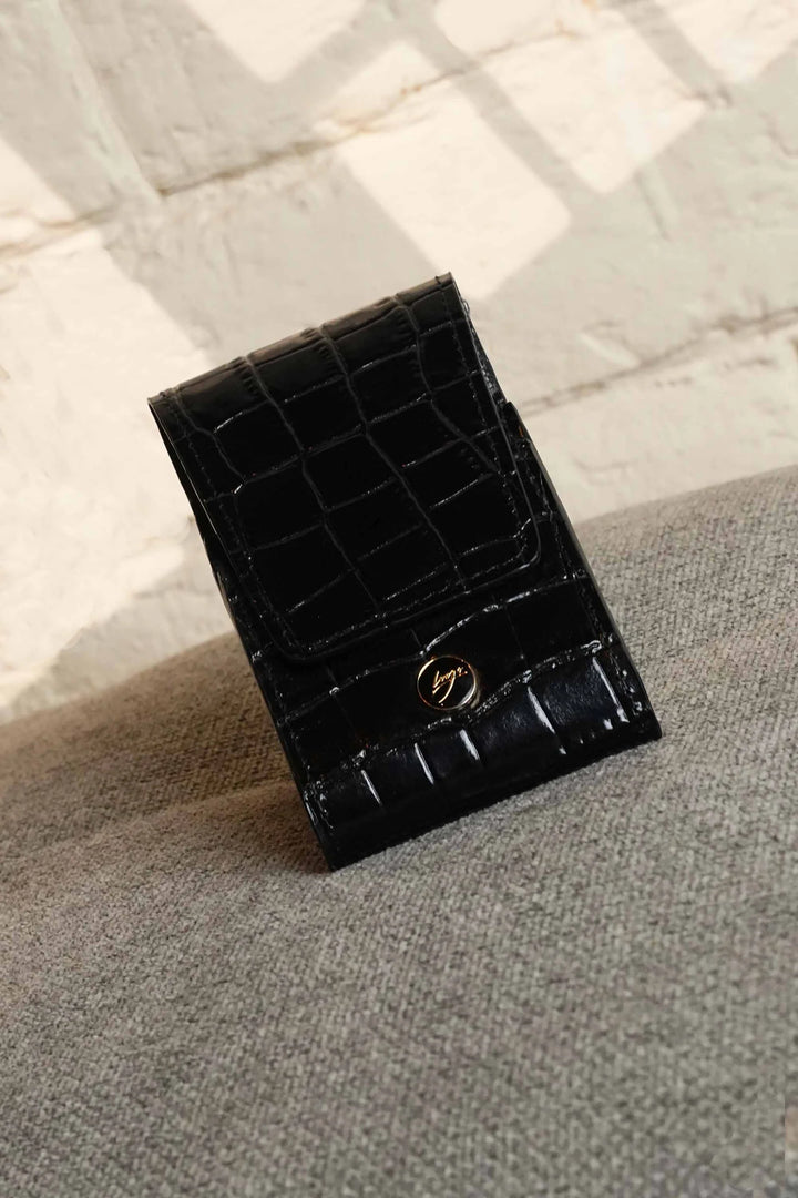 LOGO CIGARETTE CB557 BKA