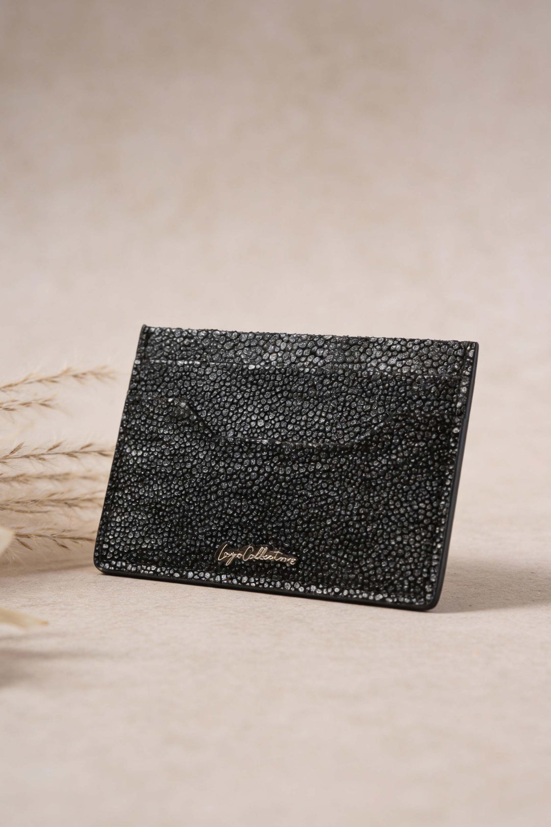 LOGO Kingsmerevia CARD HOLDER
