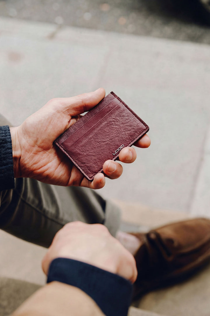 LOGO RAVENHILL CARD HOLDER
