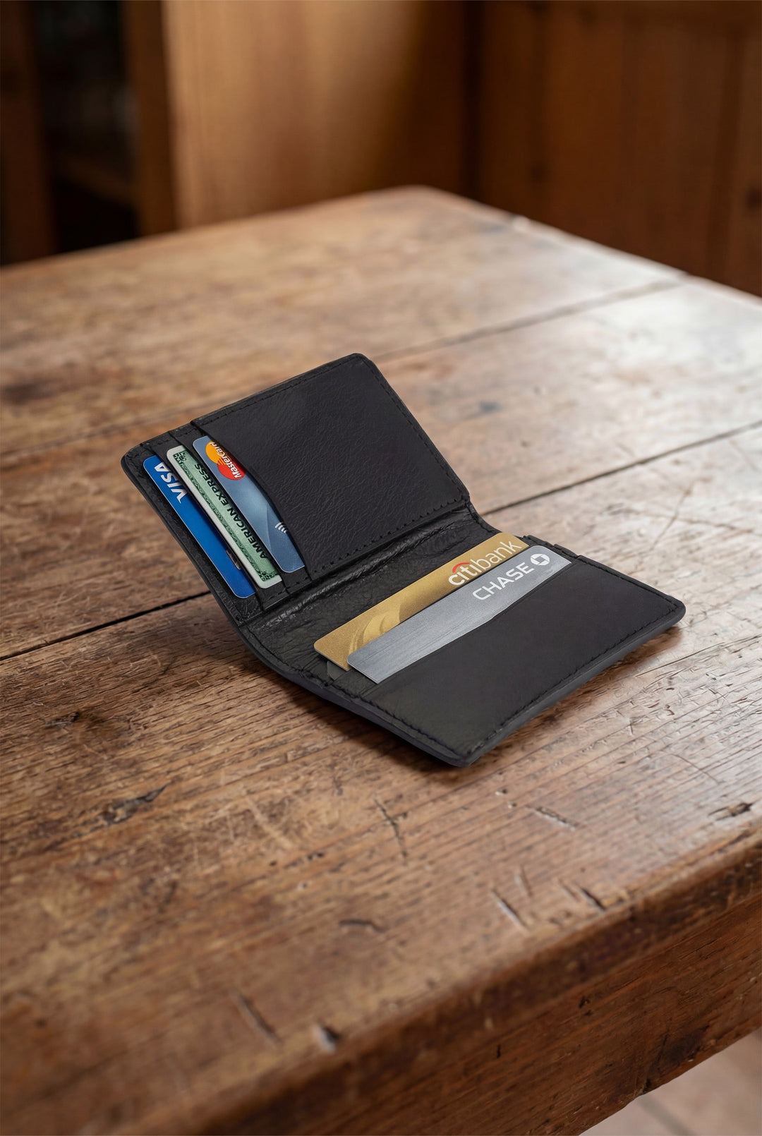 LOGO SAVELLARO CARD HOLDER