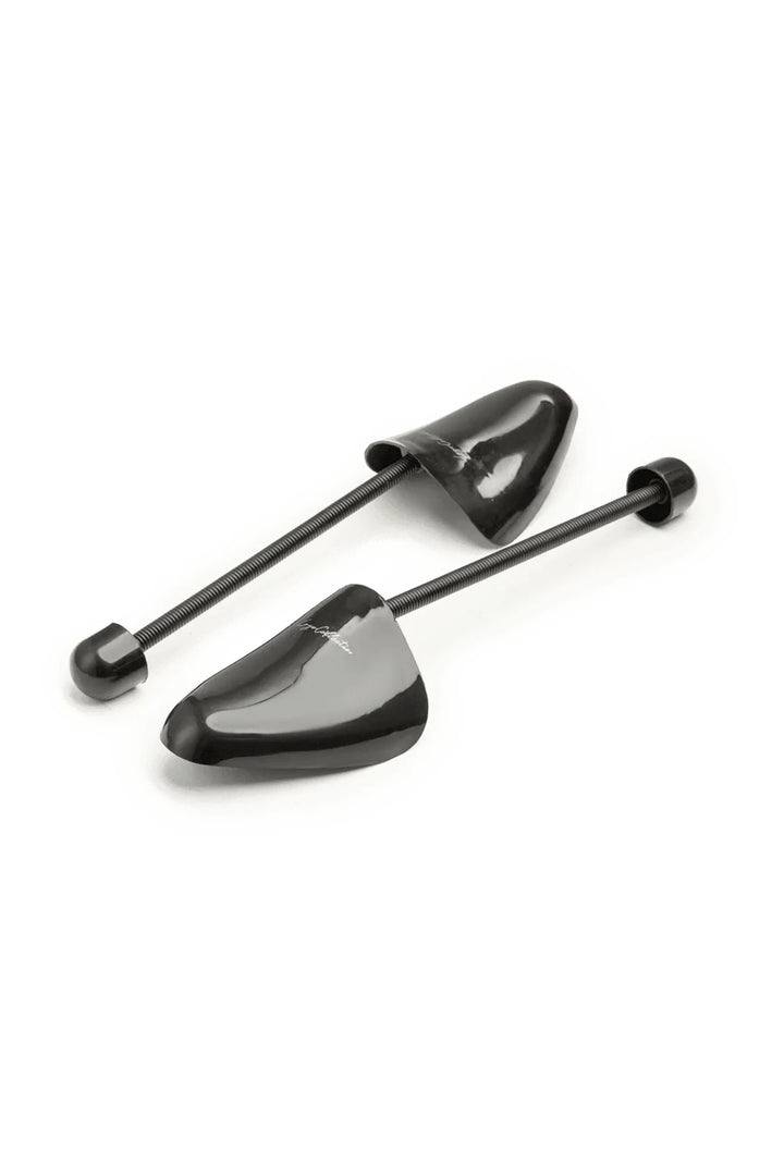 LOGO SHOE TREE PLASTIC